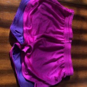 Nike Workout Shorts (Color Purple)